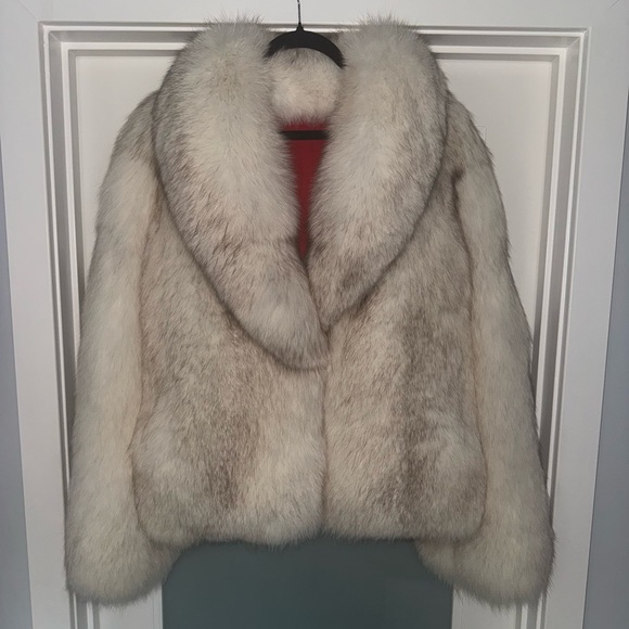 Flawless Blue Fox Fur Coat! - Picture 2 of 8